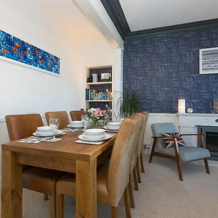 Oystercatcher House *